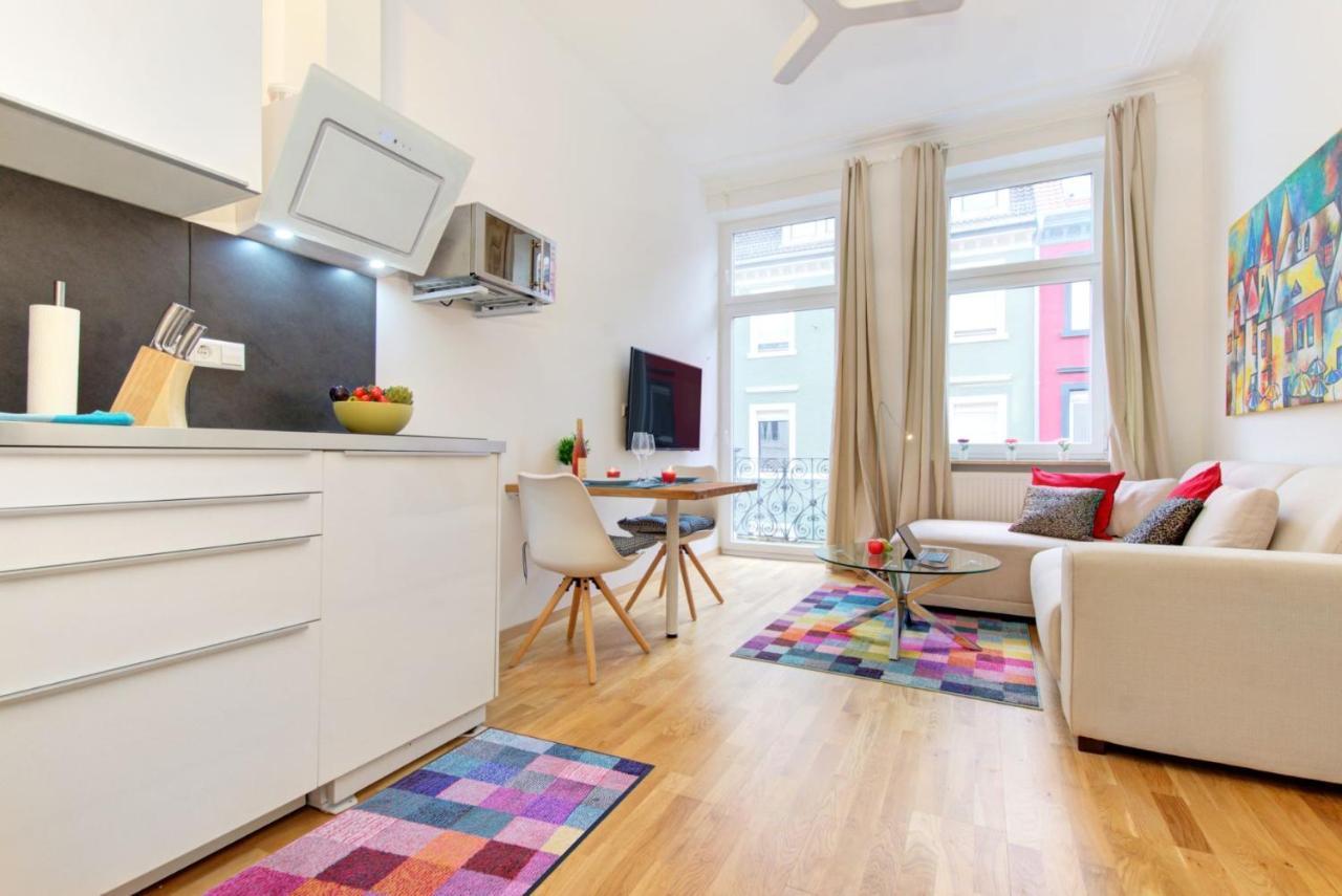 Altbaucharme In Der Stadtmitte Apartman Karlsruhe Kültér fotó